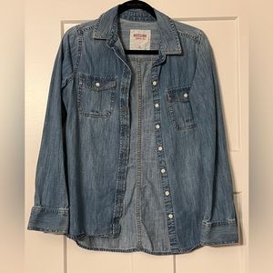 Mossimo supply denim button down